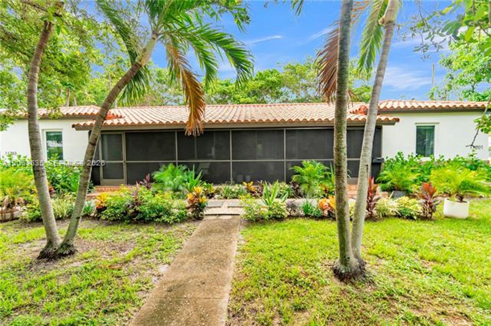 Biscayne Park House: 11201 NE 10th Ave cu-11203