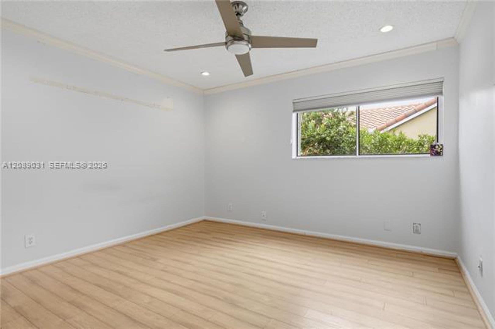Plantation House: 10000 NW 4th St # 10000