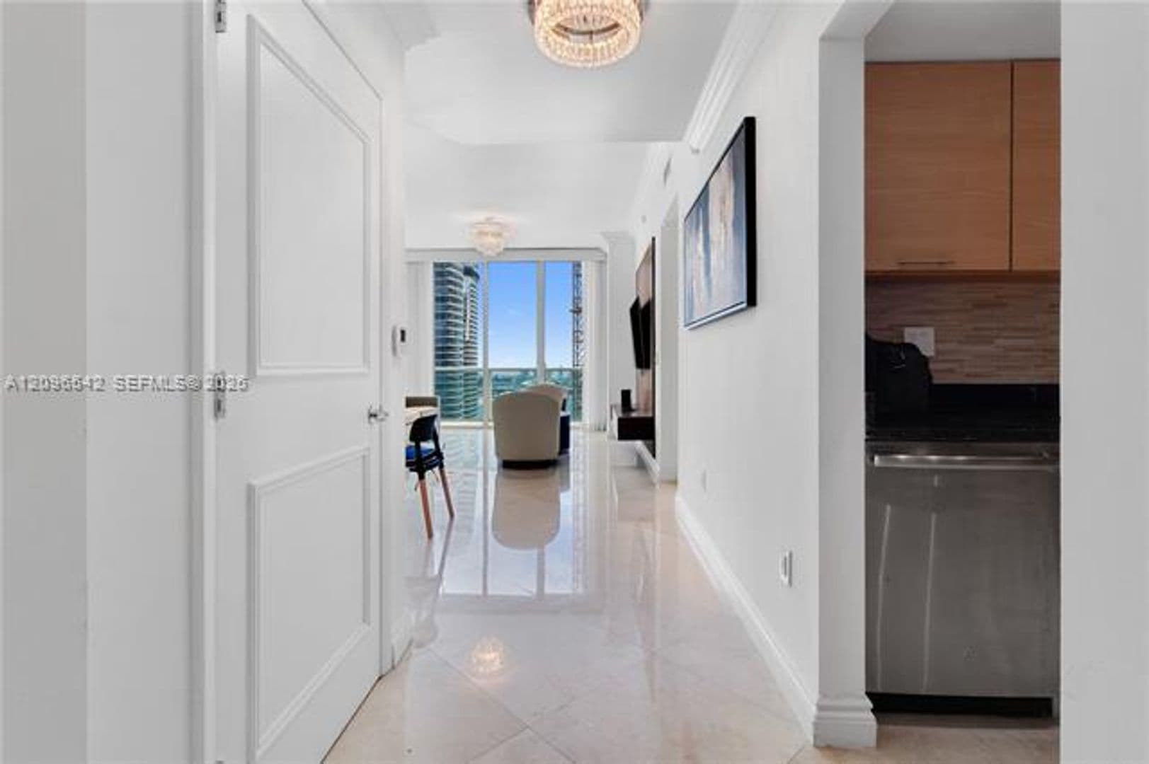 Miami Condo: 31 SE 5th St cu-4314