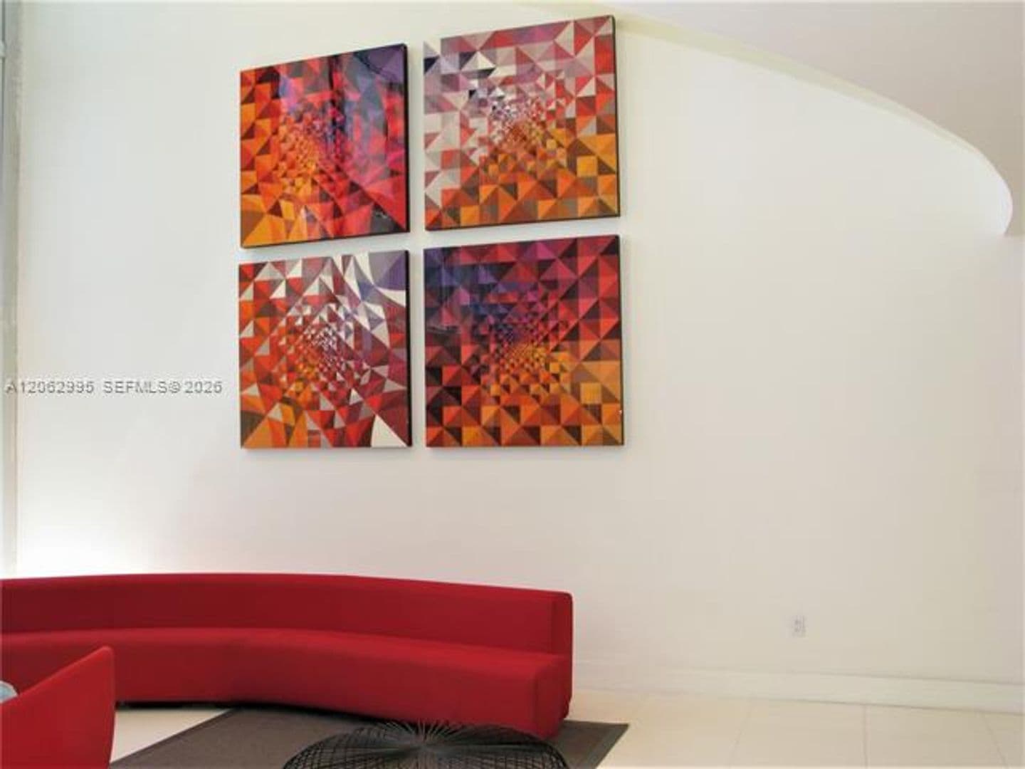 Miami Beach Condo: 5701 Collins Ave cu-919