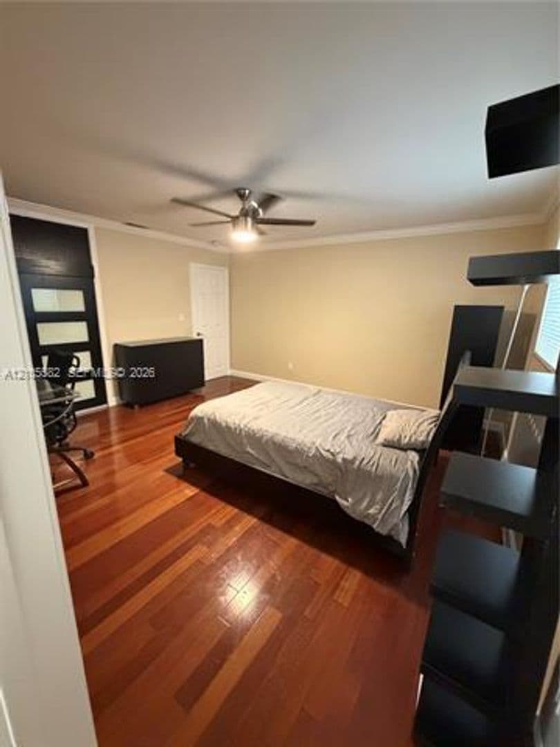 Miami House: 2215 NE 204th St # 2215