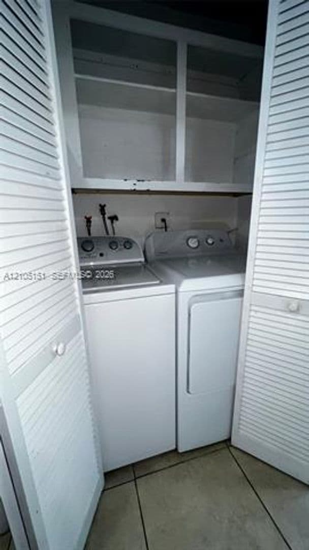 Miami House: 7500 SW 133rd Ave # 7500