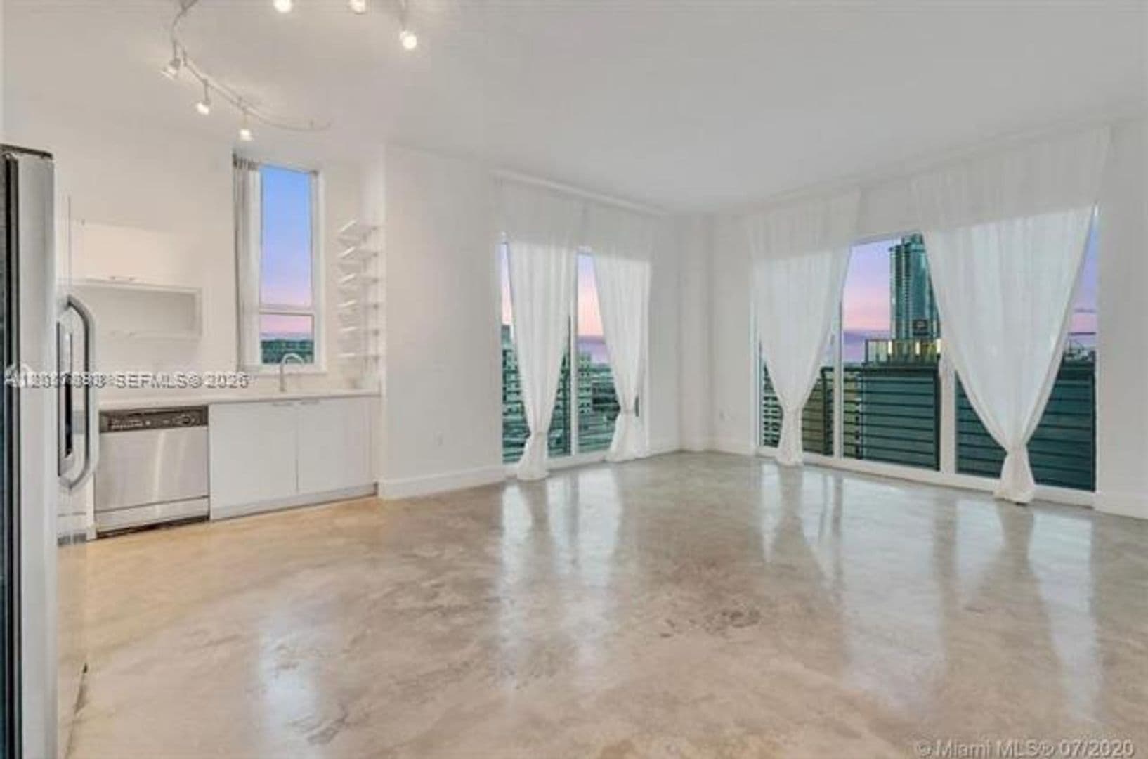 Miami Condo: 234 NE 3rd St cu-1701