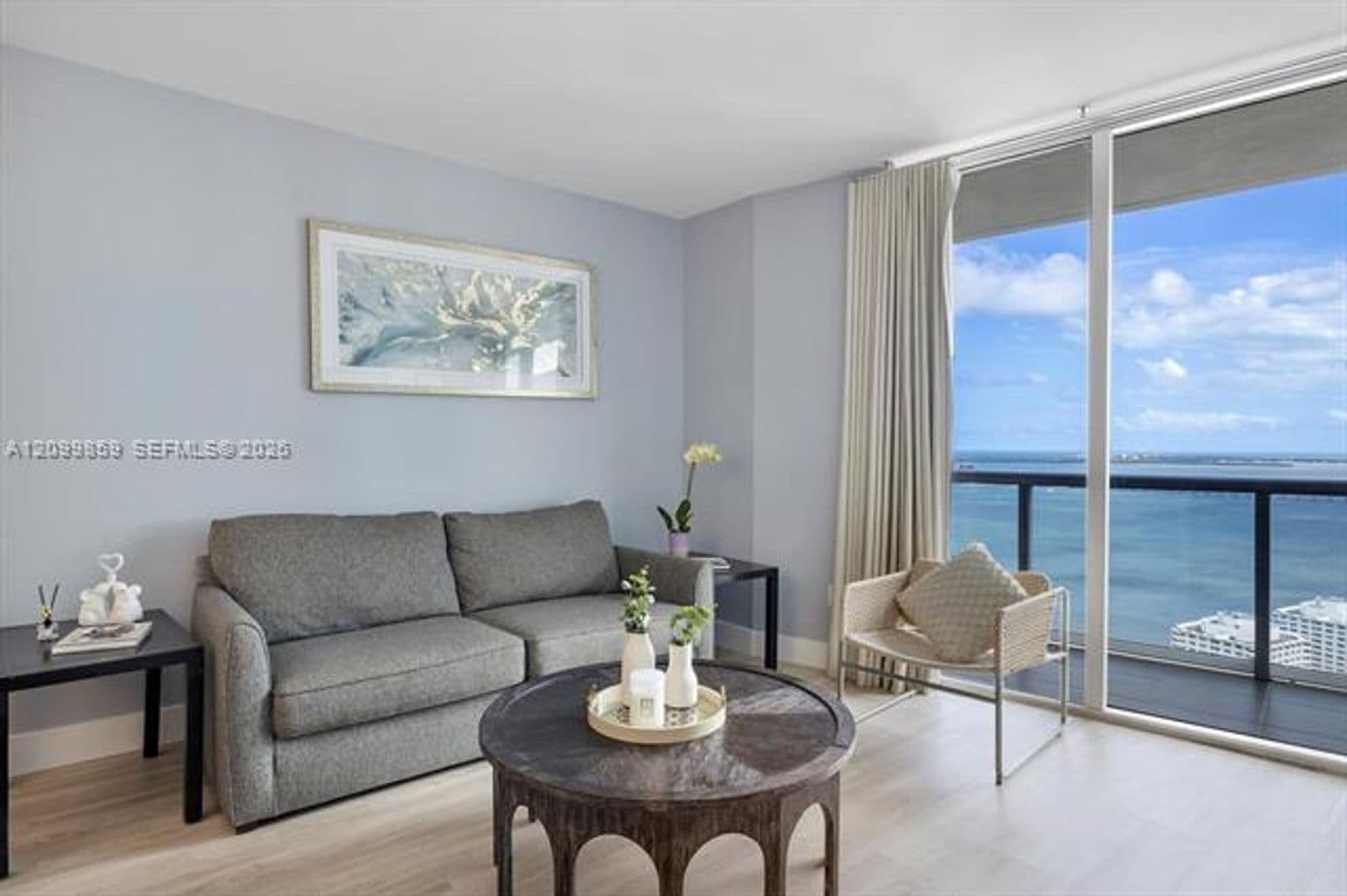 Miami Condo: 485 Brickell Ave cu-4309