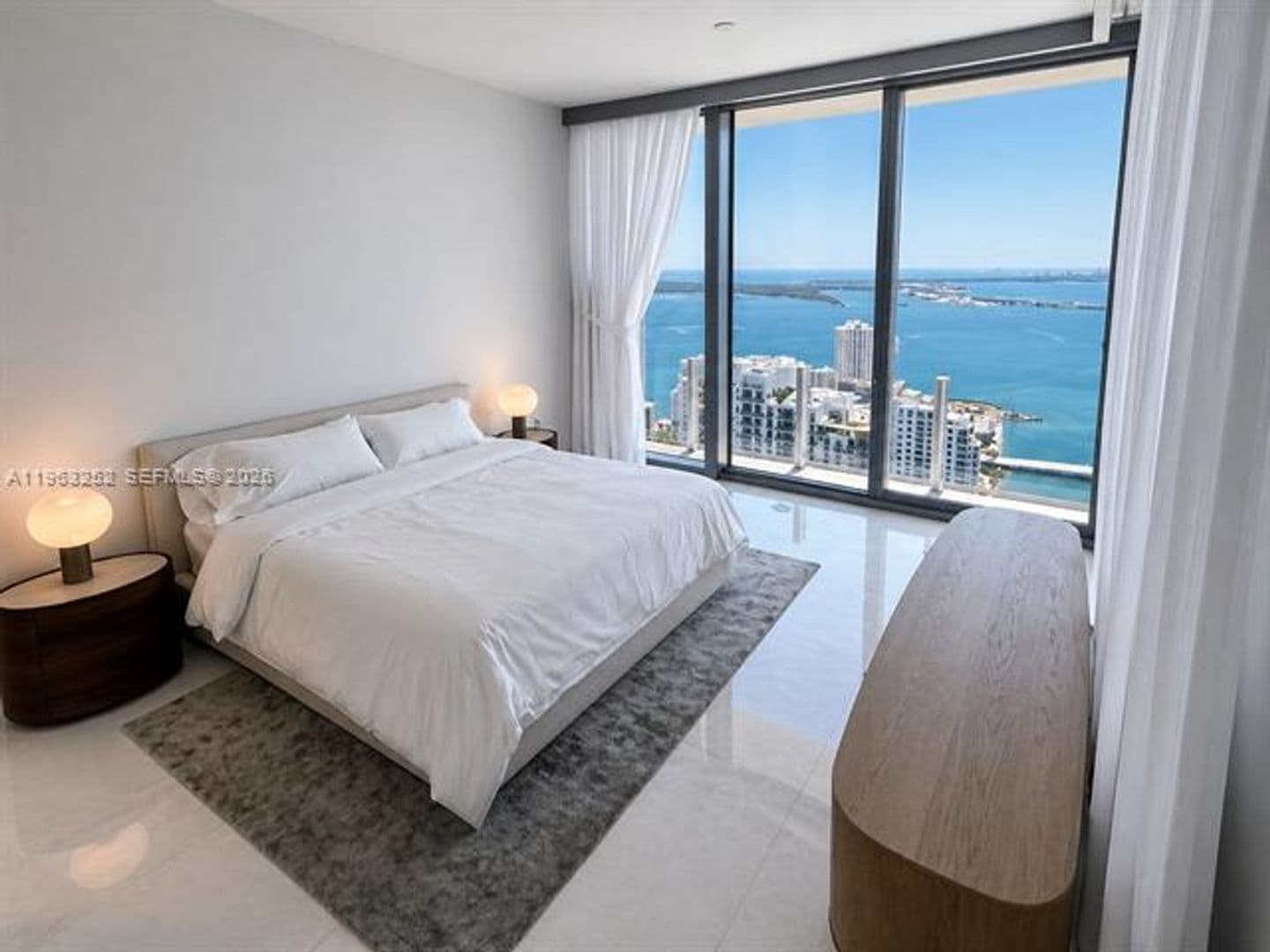 Miami Condo: 300 Biscayne Blvd Way cu-4404