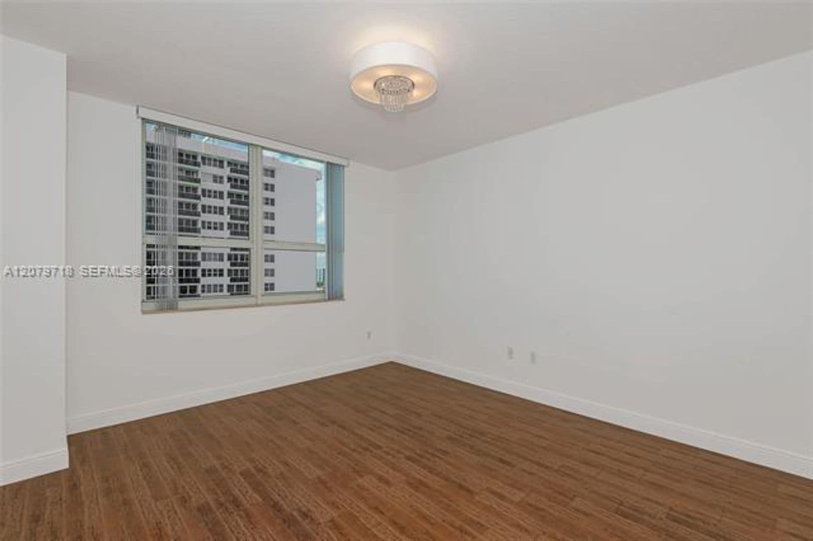 Hallandale Beach Condo: 2080 S Ocean Dr cu-MPH09