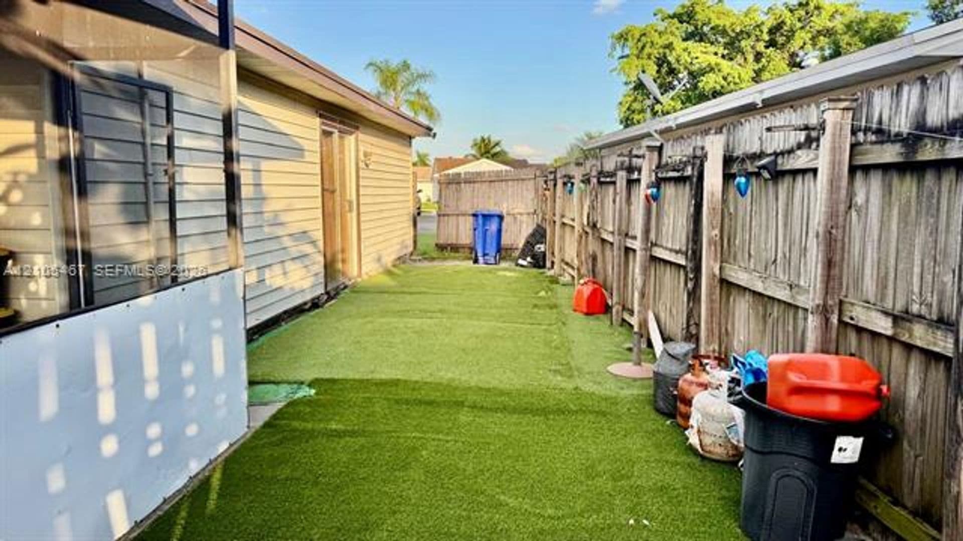 Miramar House: 1720 SW 84th Ave # 1720