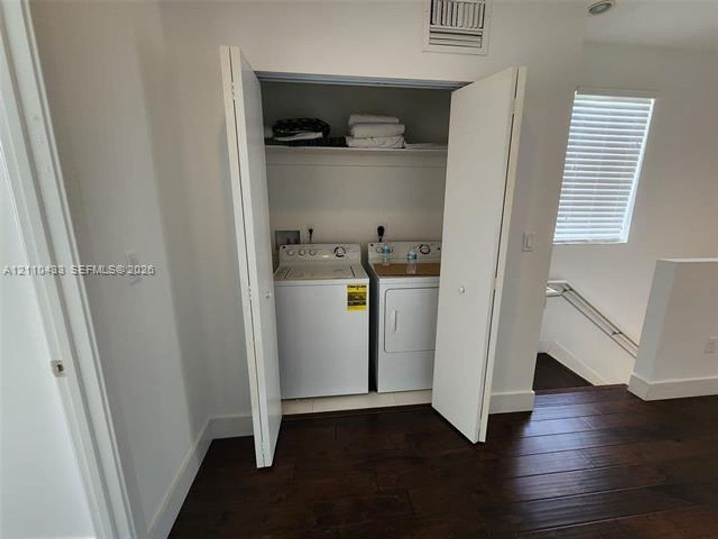 Miami Townhome: 2630 NE 213th St th 100
