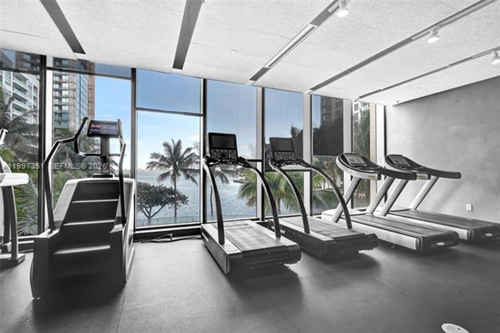 Miami Condo: 460 NE 28th St cu-2908