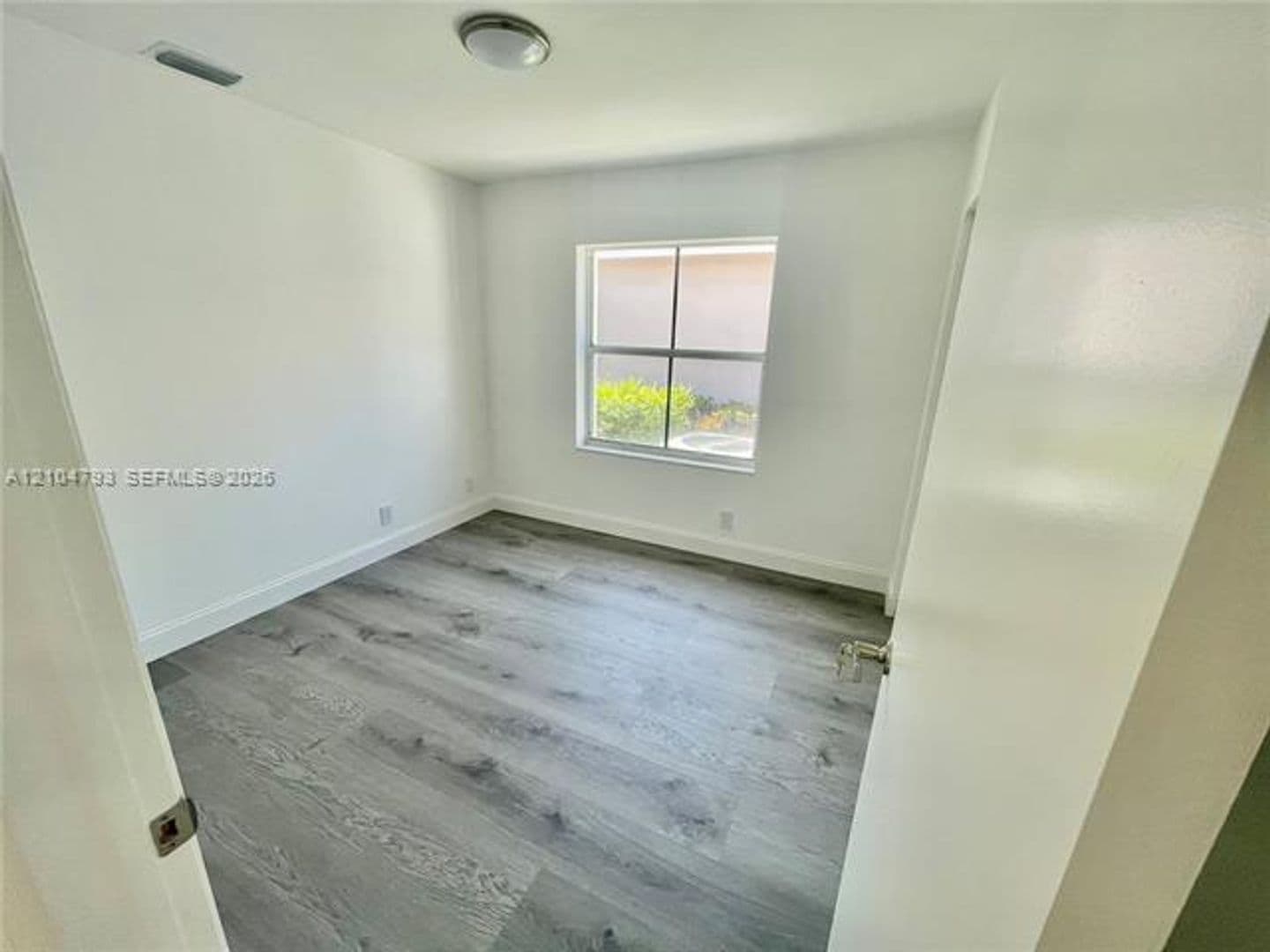 Weston House: 816 Sand Creek Cir # 0