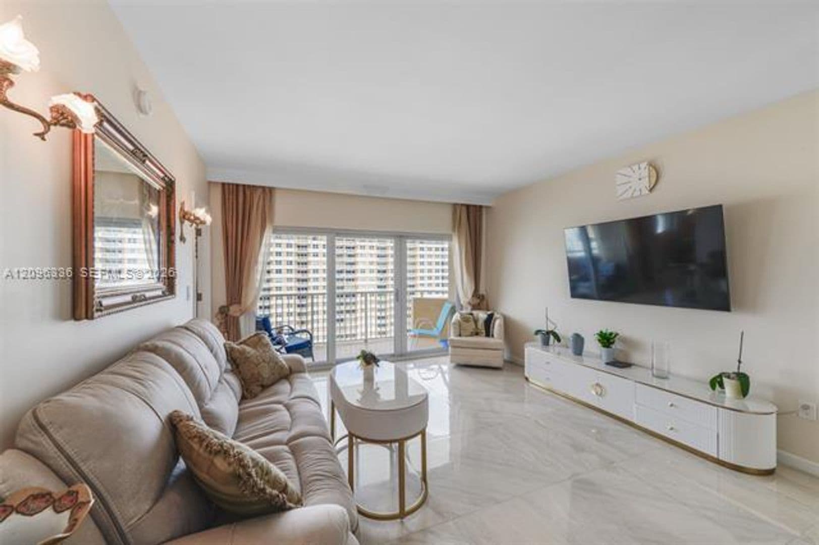 Hallandale Beach Condo: 1980 S Ocean Dr cu-18D