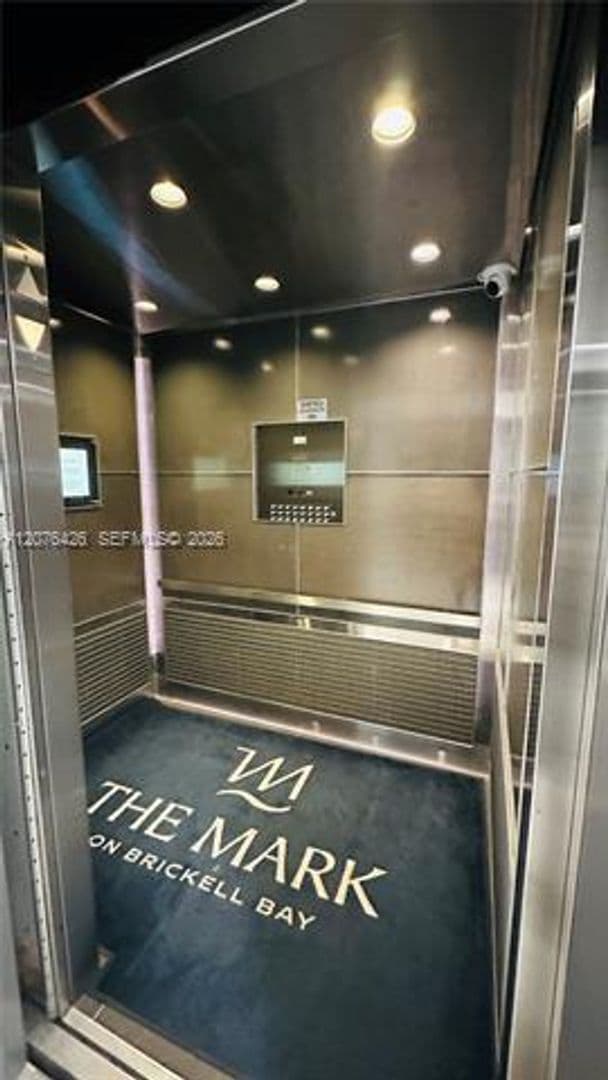 Miami Condo: 1155 Brickell Bay Dr cu-1906