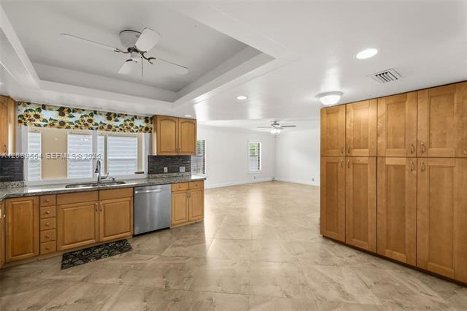 Plantation House: 7700 NW 11th Pl # 7700