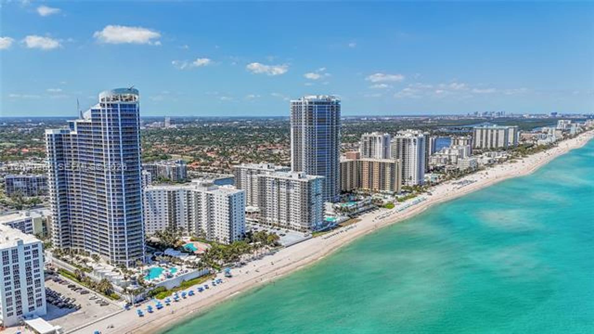 Hollywood Condo: 3101 S Ocean Dr cu-701