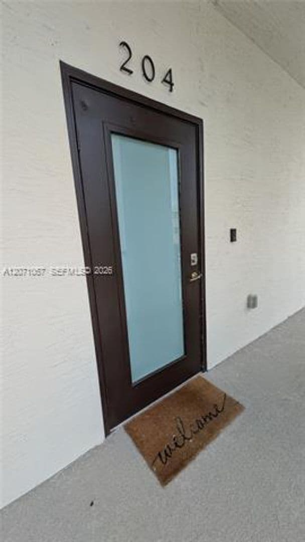 Doral Condo: 8001 NW 41st St cu-F-204