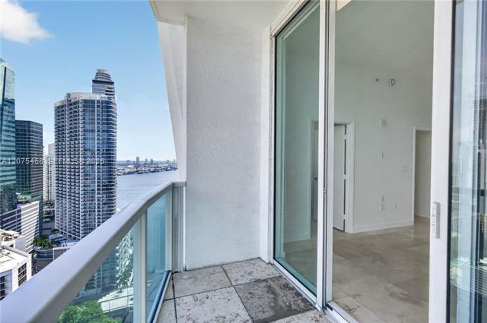 Miami Condo: 31 SE 5th St cu-4212