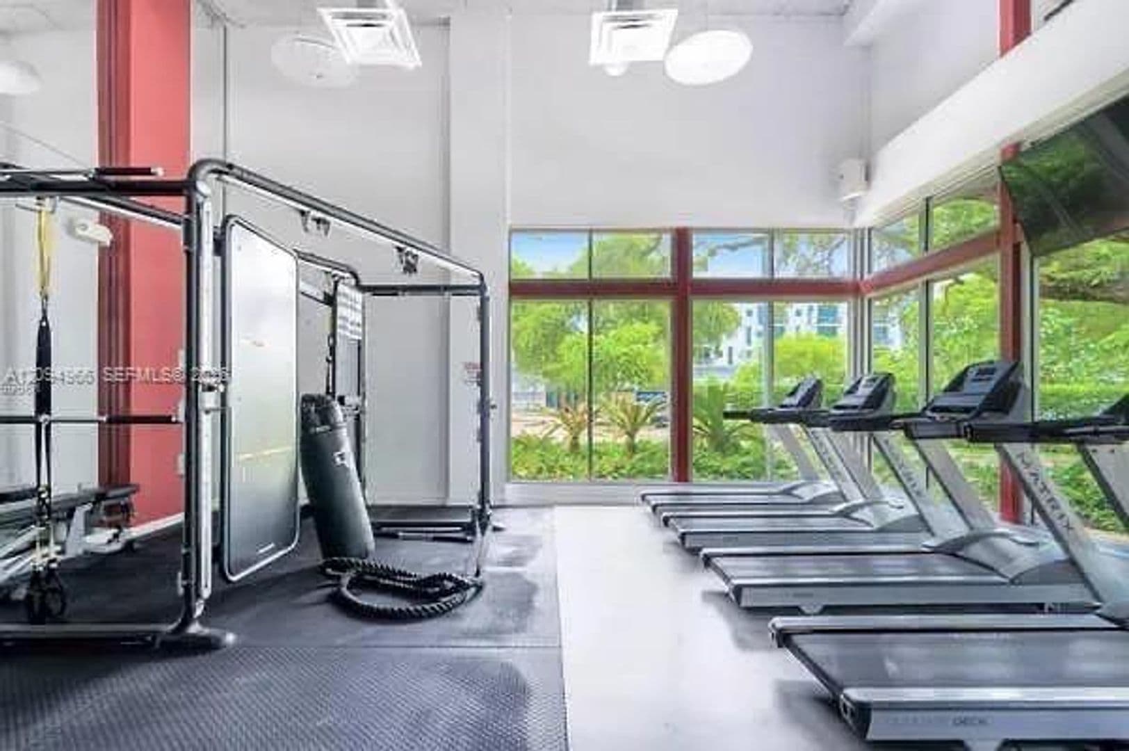 Miami Condo: 680 NE 64th St cu-APH8