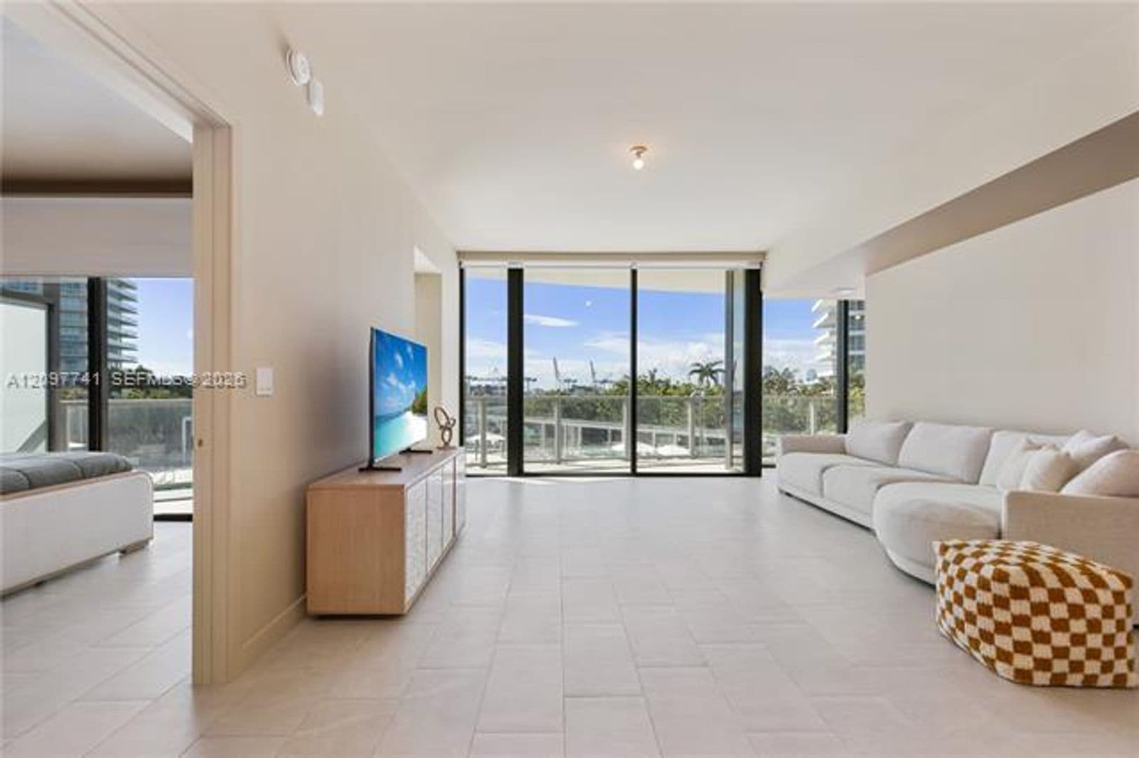 Miami Beach Condo: 500 Alton Rd cu-802