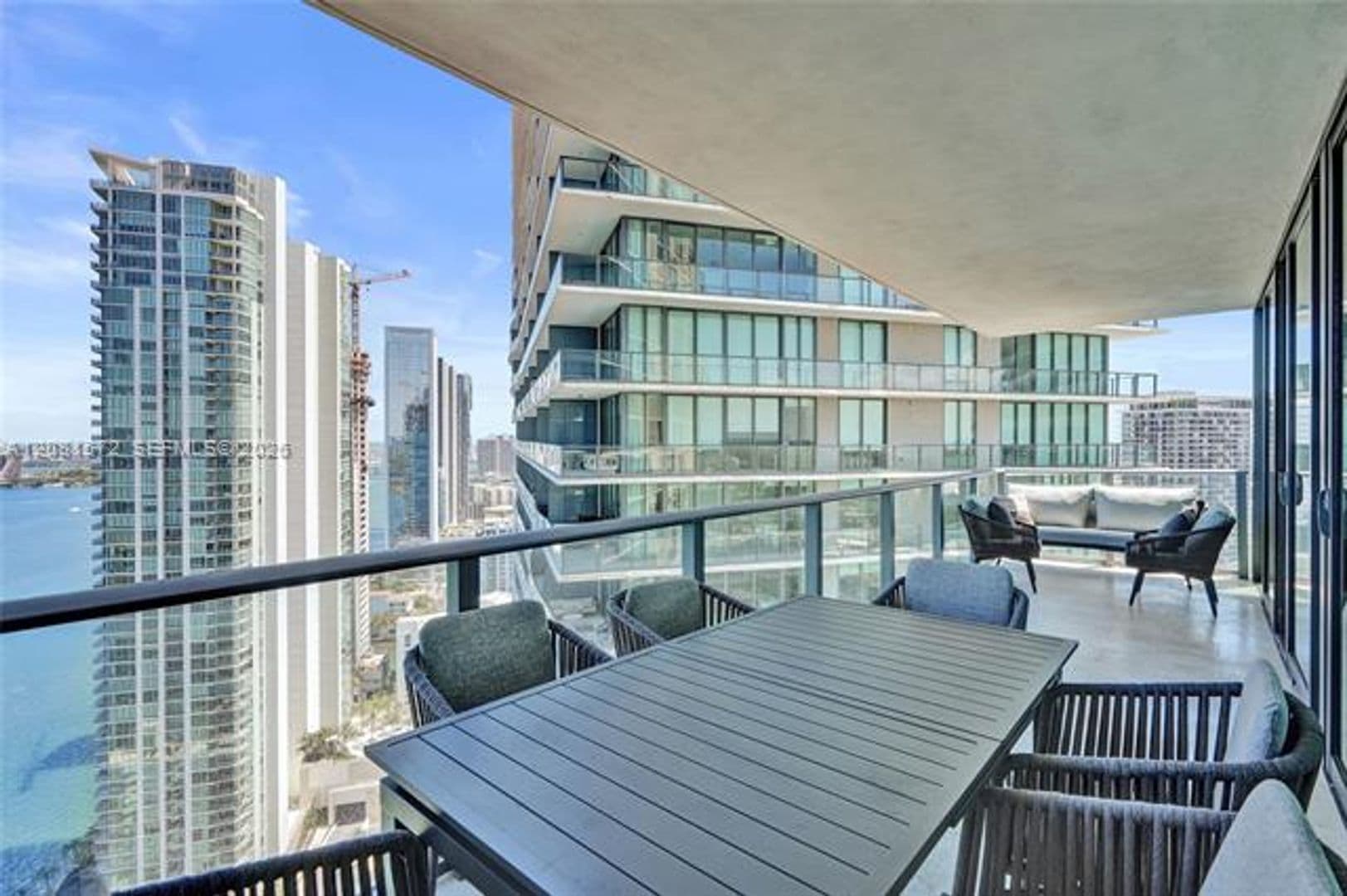 Miami Condo: 650 NE 32nd St cu-3901
