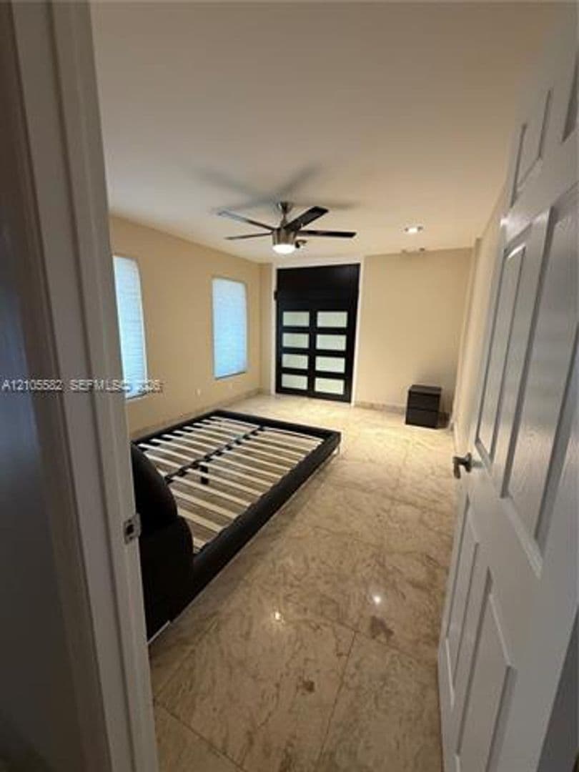 Miami House: 2215 NE 204th St # 2215
