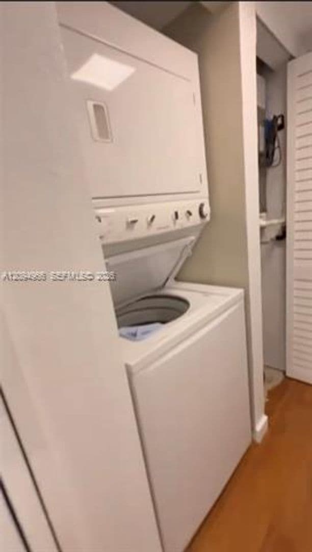 Miami Condo: 680 NE 64th St cu-APH8