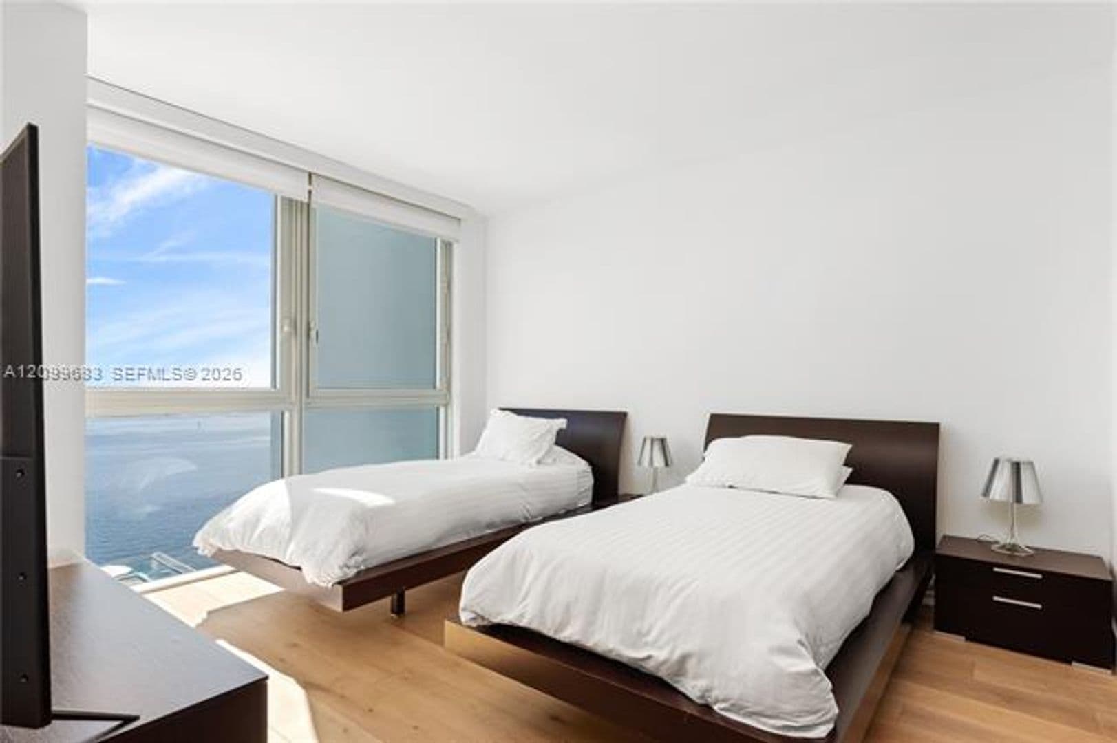 Miami Condo: 1331 Brickell Bay Dr cu-1109