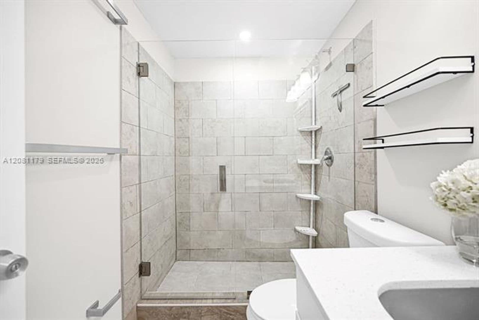 Miami Townhome: 9133 Fontainebleau Blvd th 5