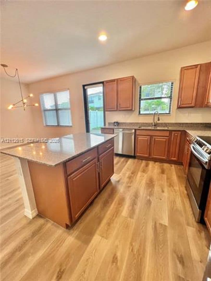 Miami House: 771 NE 191st St # 0