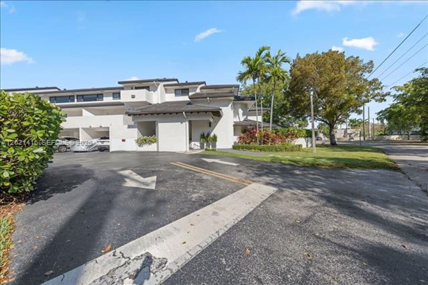 Coral Gables Townhome: 5750 Turin St th 207
