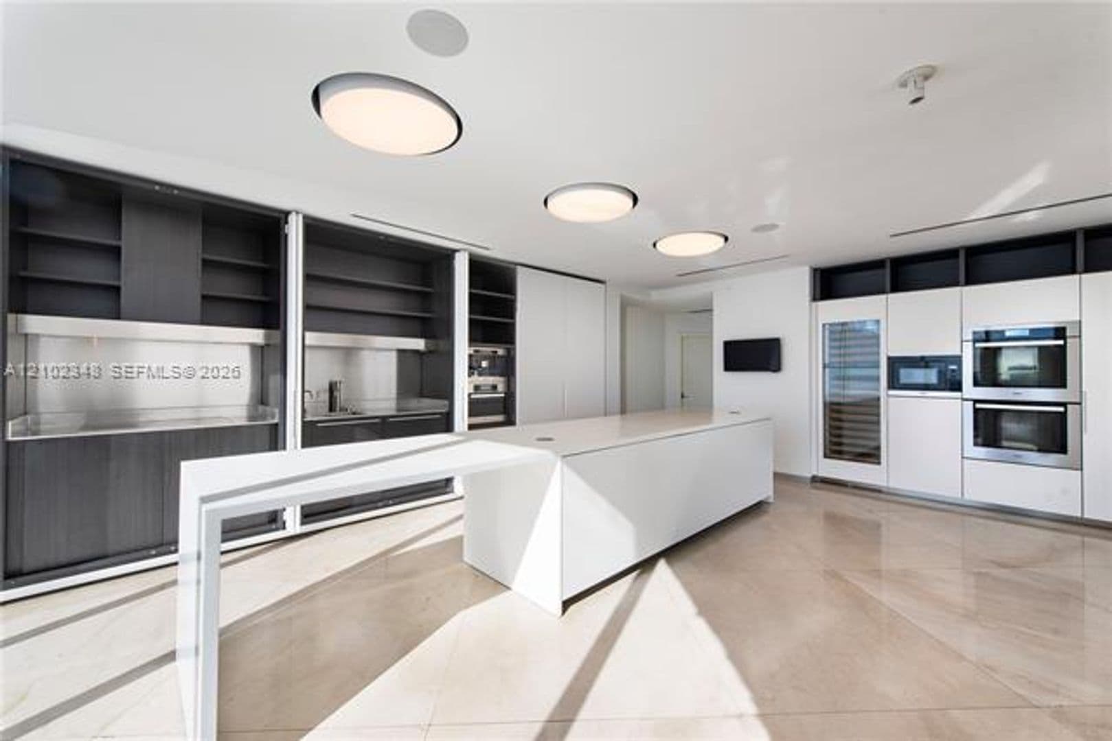 Miami Condo: 2020 N Bayshore Dr cu-4502