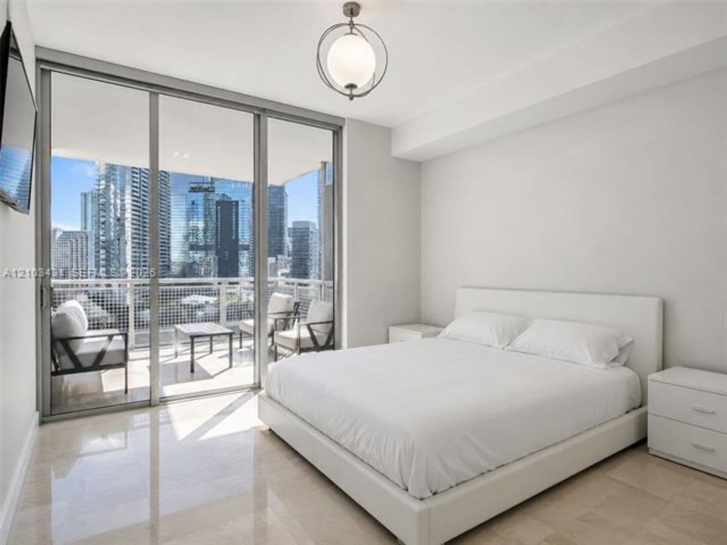 Miami Condo: 350 S Miami Ave cu-2304