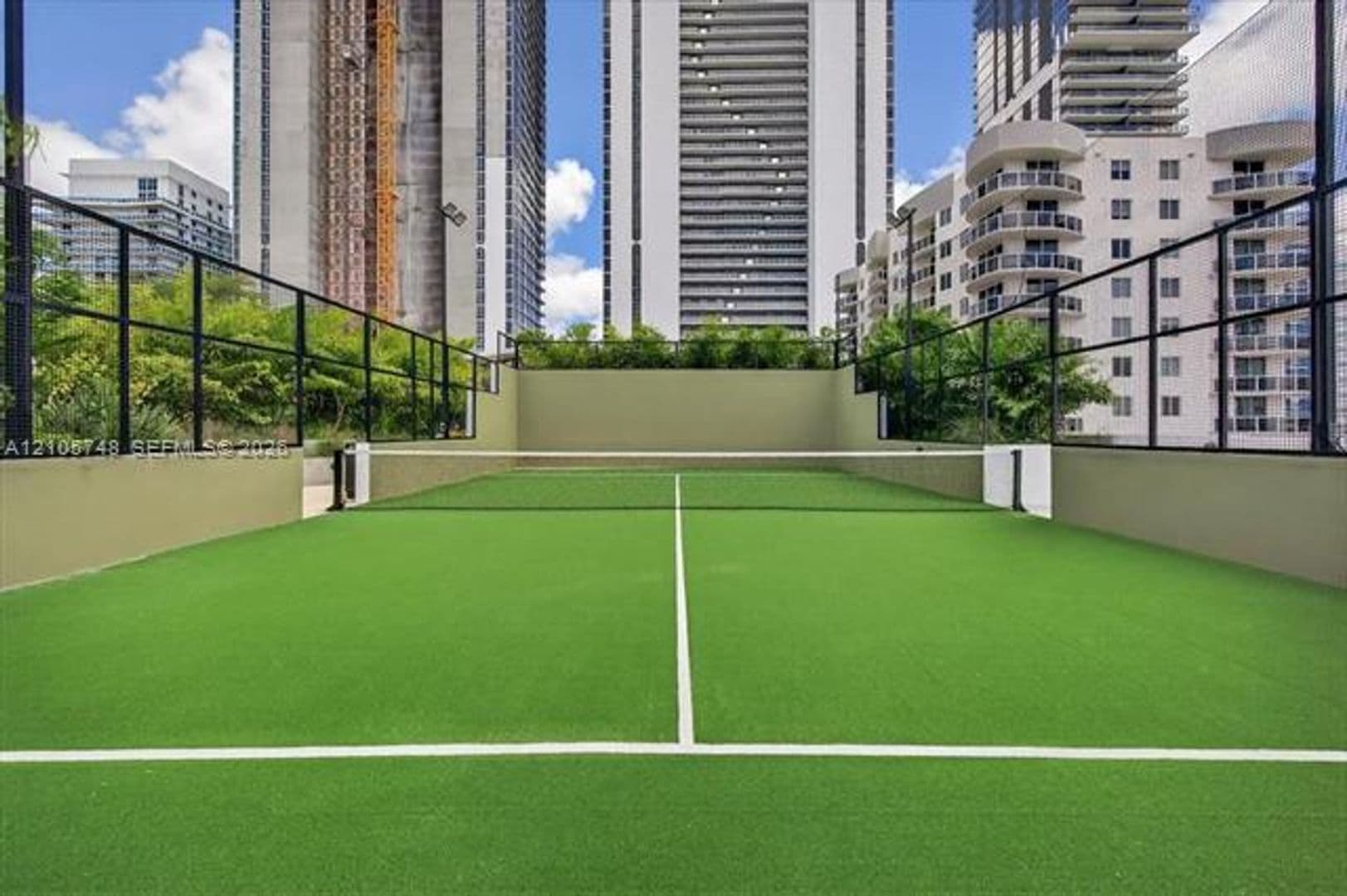 Miami Condo: 725 NE 24 cu-5401