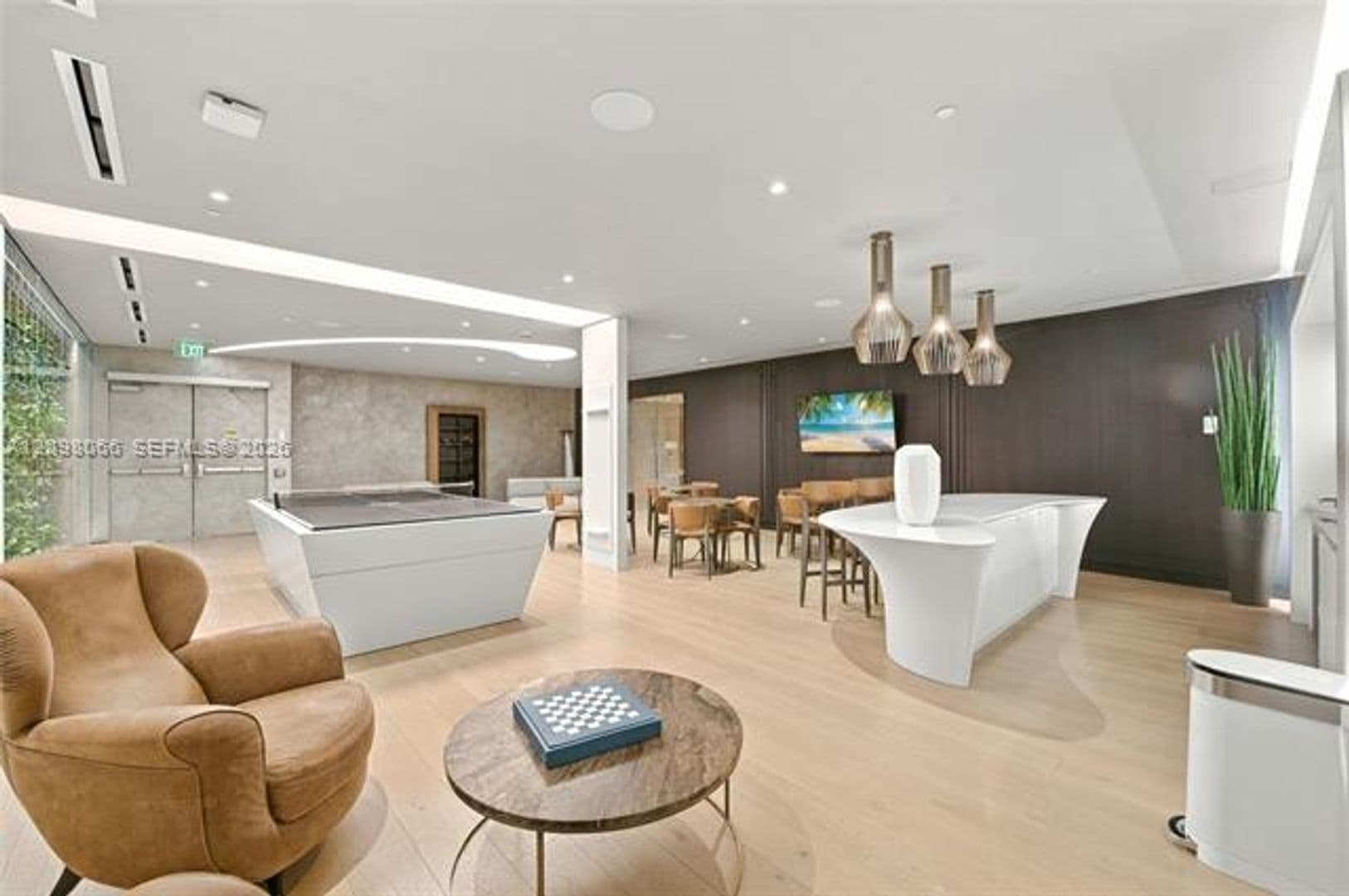Miami Condo: 1000 Brickell Plz cu-3401