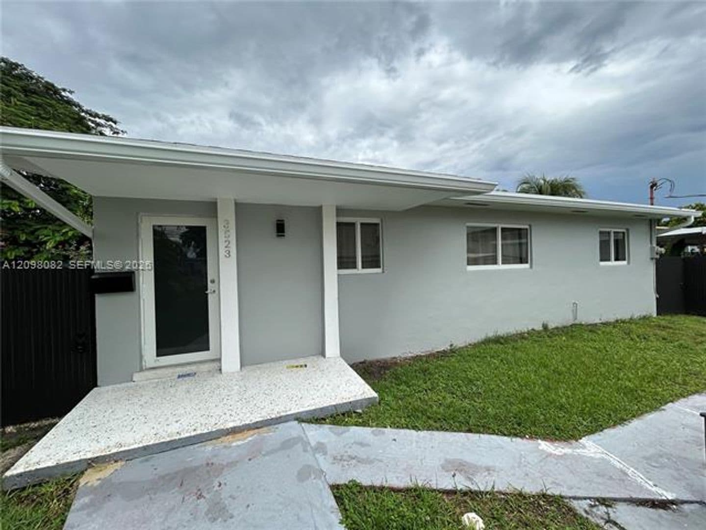 Miami Condo: 3521 SW 3rd St cu-3523