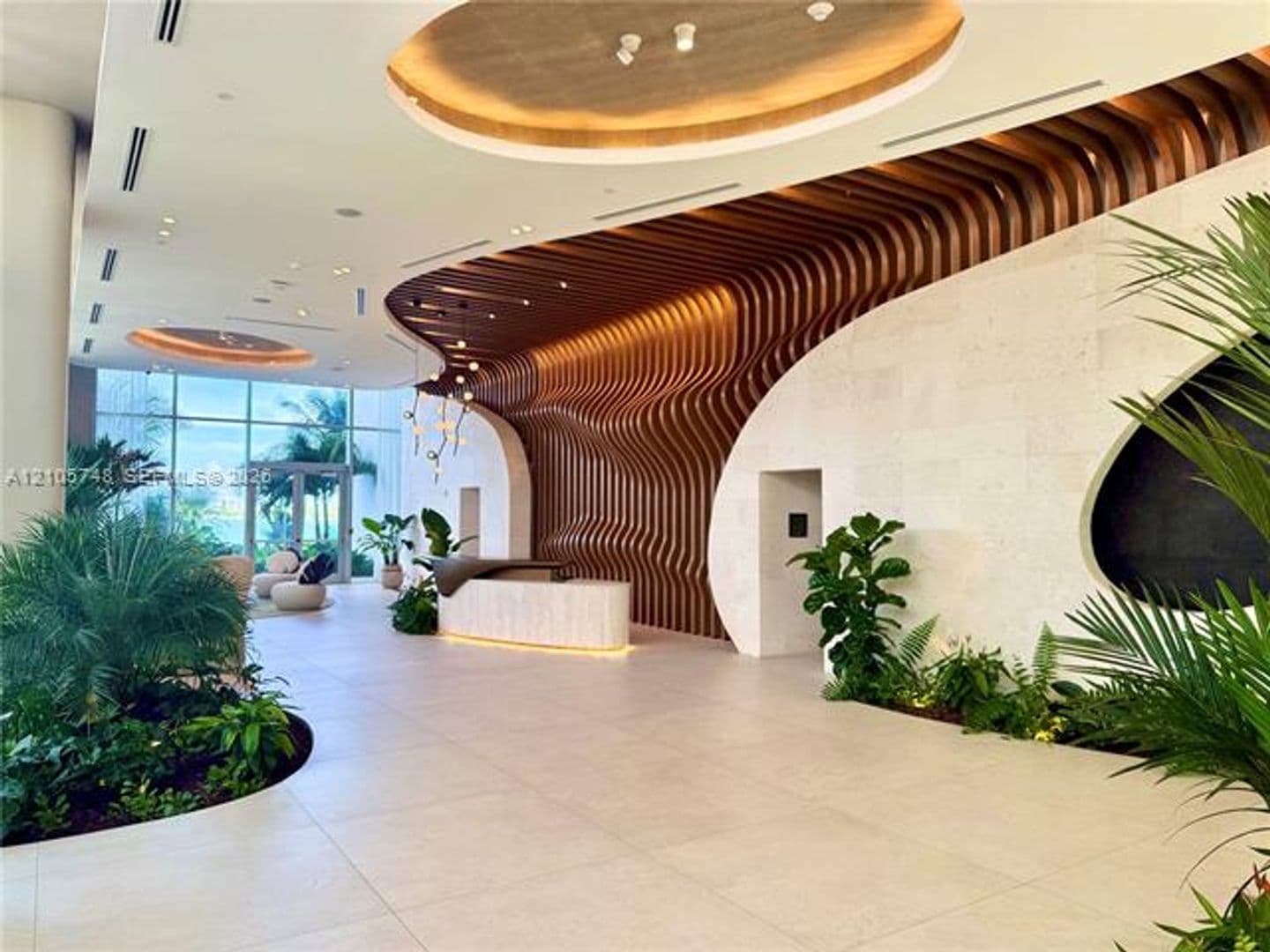 Miami Condo: 725 NE 24 cu-5401