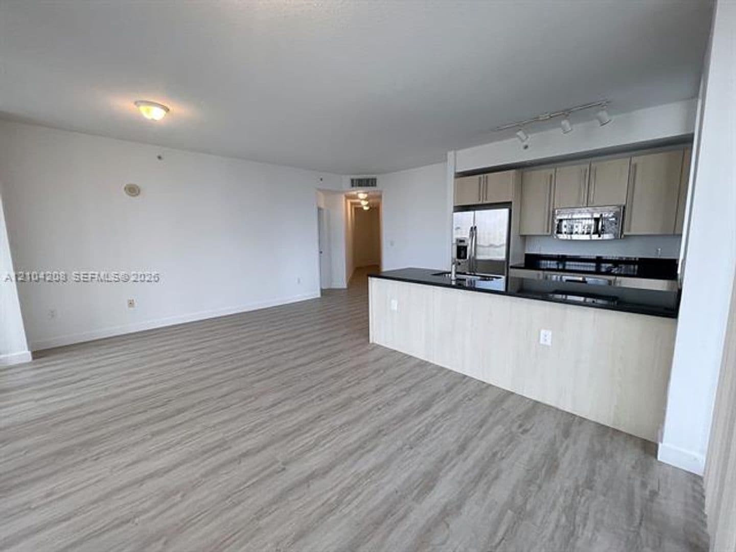 Miami Condo: 79 SW 12th St cu-1001-S