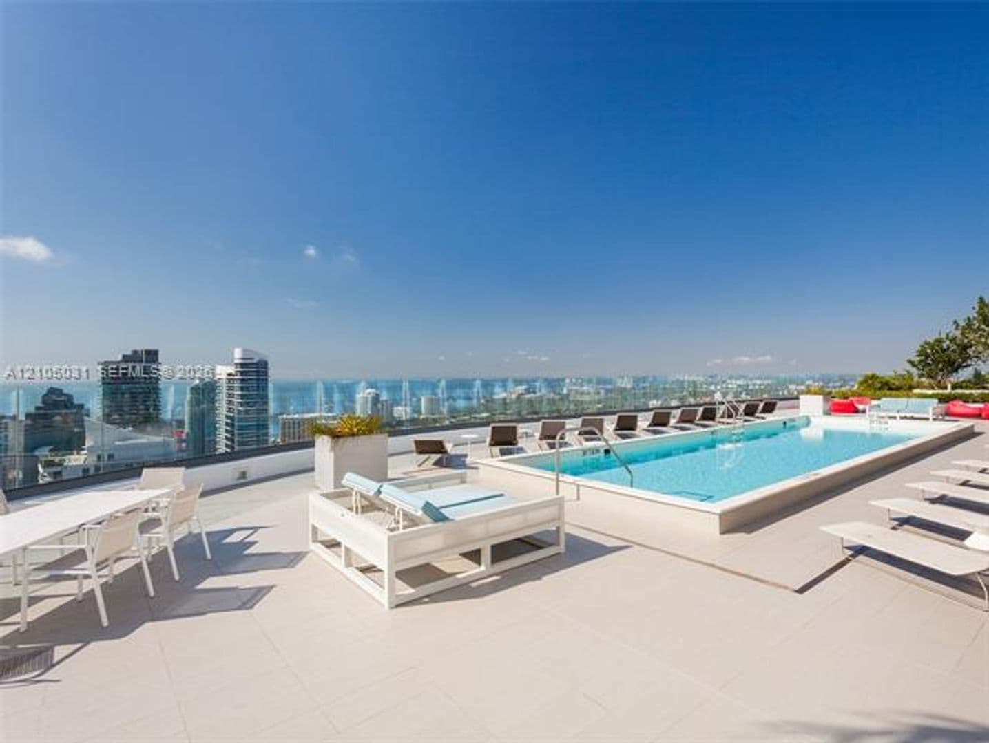 Miami Condo: 45 SW 9th St cu-1705