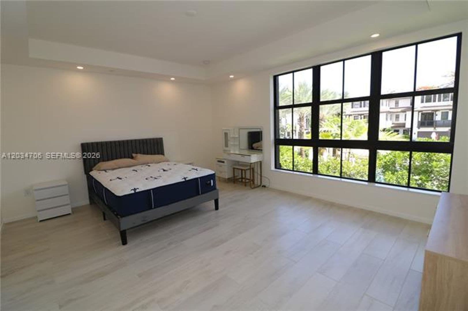 Pinecrest Townhome: 7504 SW 100th St th 7504