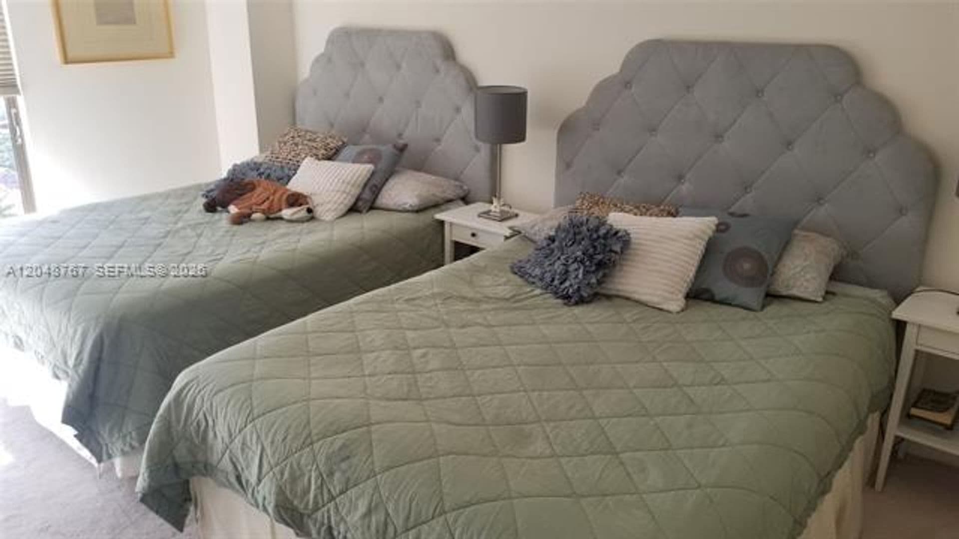 Aventura Condo: 19667 Turnberry Way cu-12B