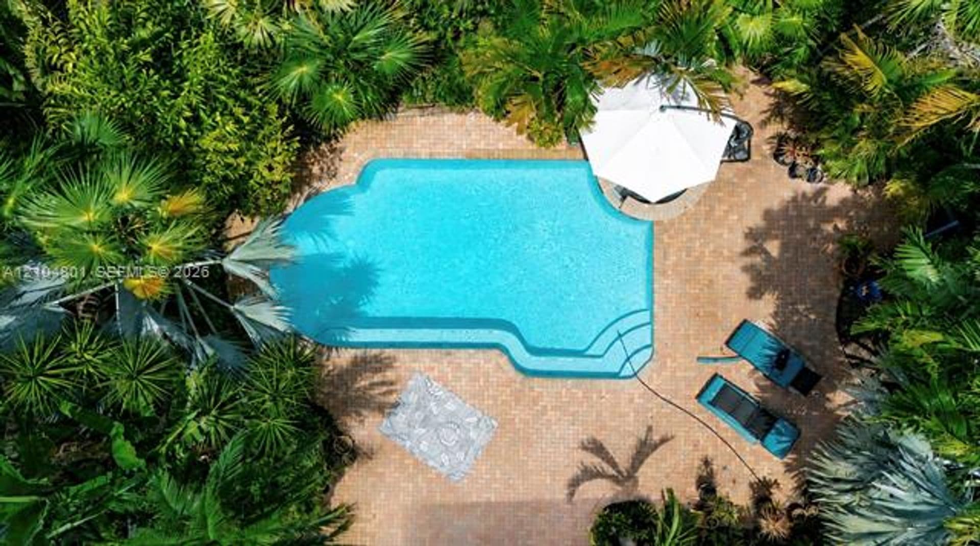 Wilton Manors House: 2400 NE 5th Ave # 2400
