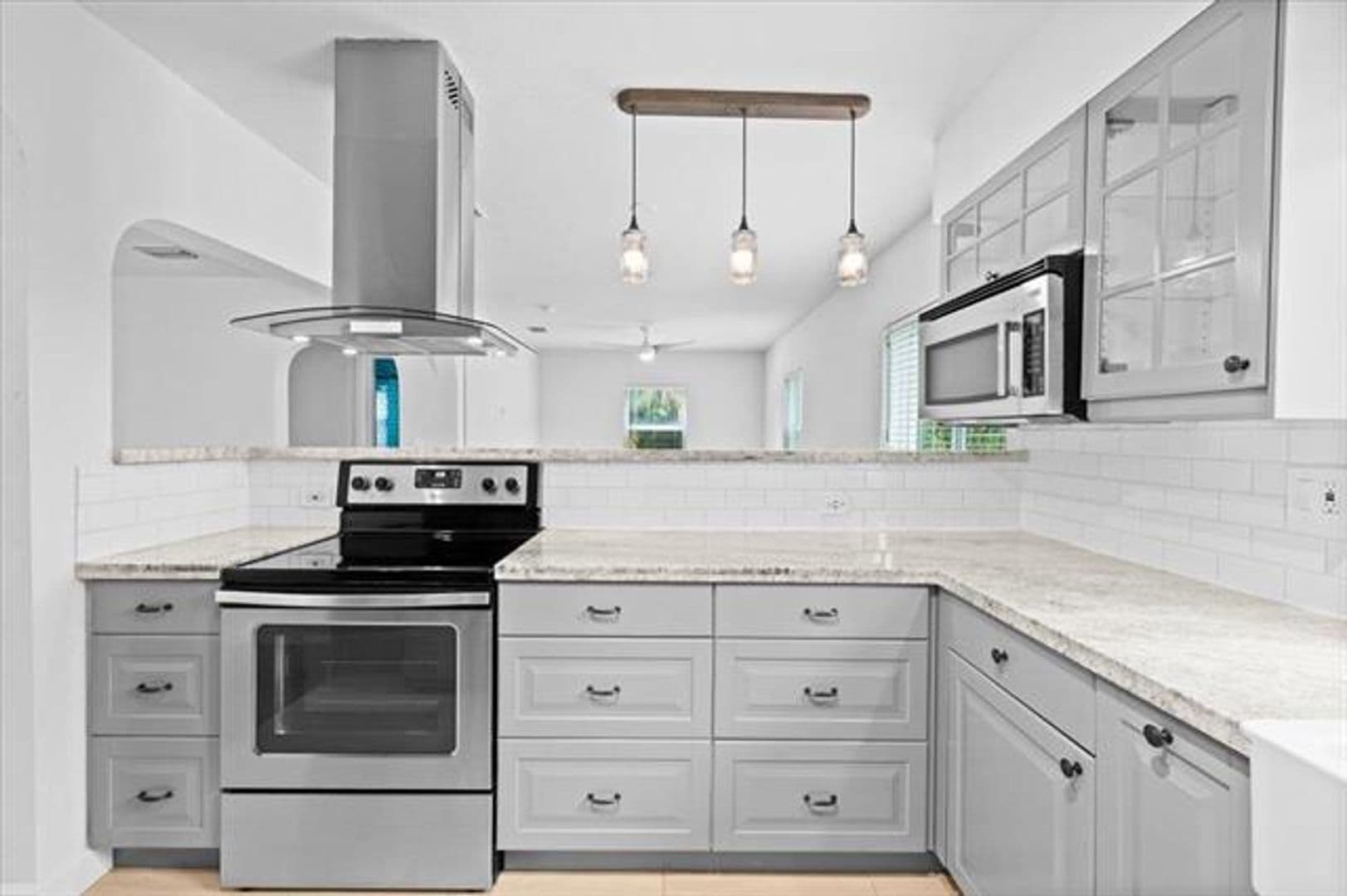 Fort Lauderdale House: 305 NE 14th Ave # 305