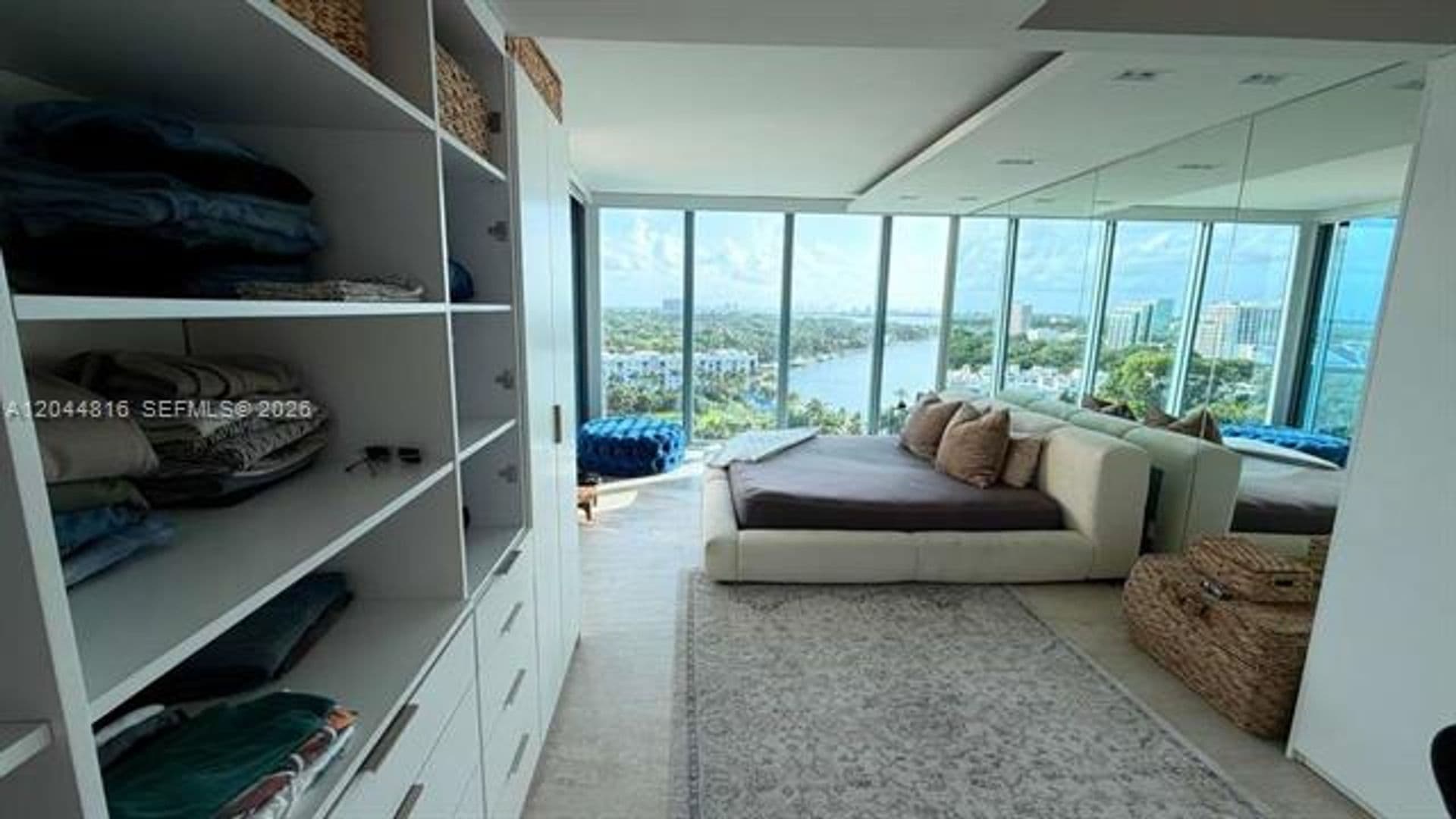 Miami Condo: 601 NE 36th St cu-1306