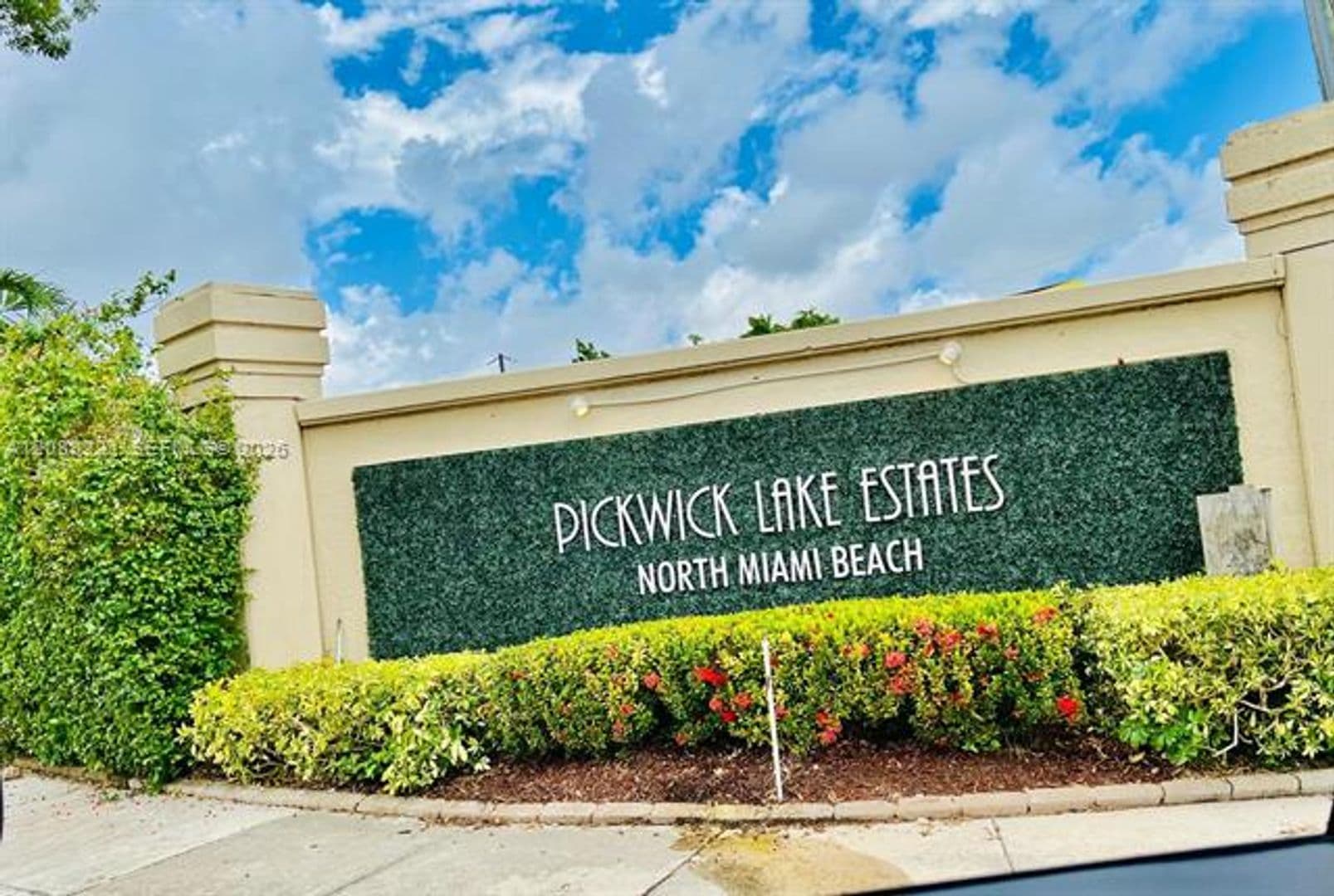 North Miami Beach House: 18320 NE 7th Ct # 18320