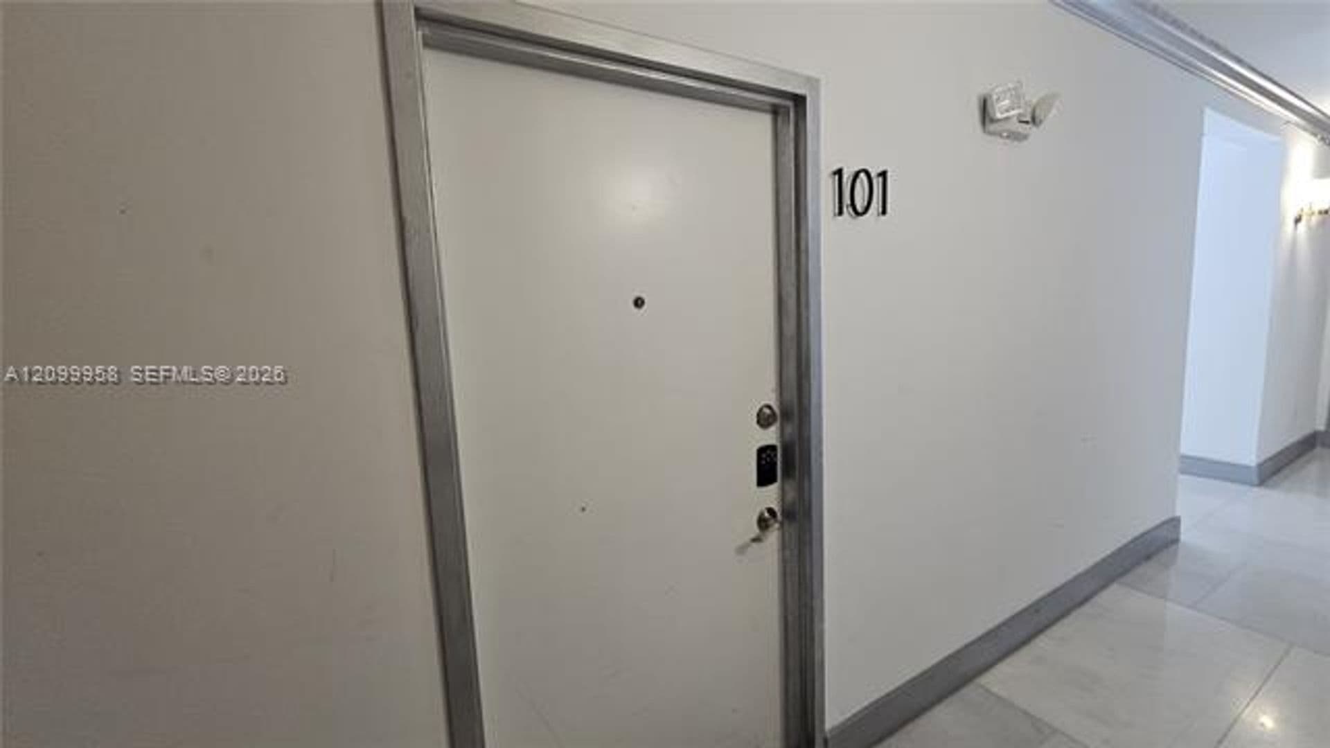 Miami Beach Condo: 130 3rd St cu-101