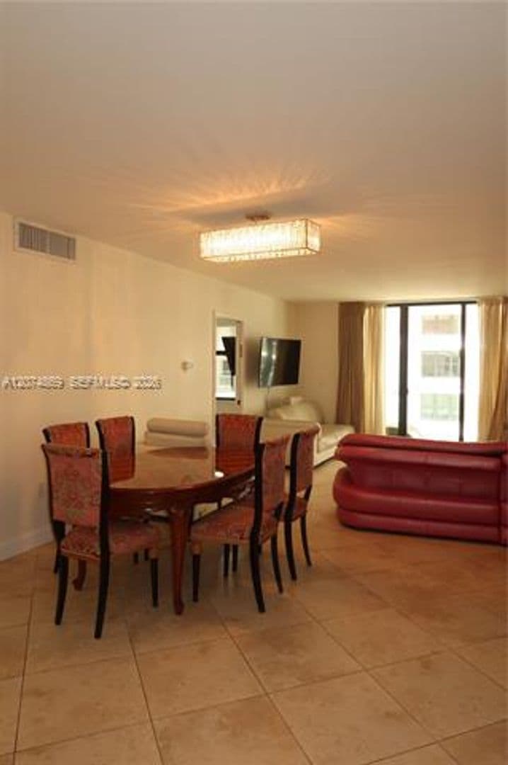 Bal Harbour Condo: 9801 Collins Ave cu-14T