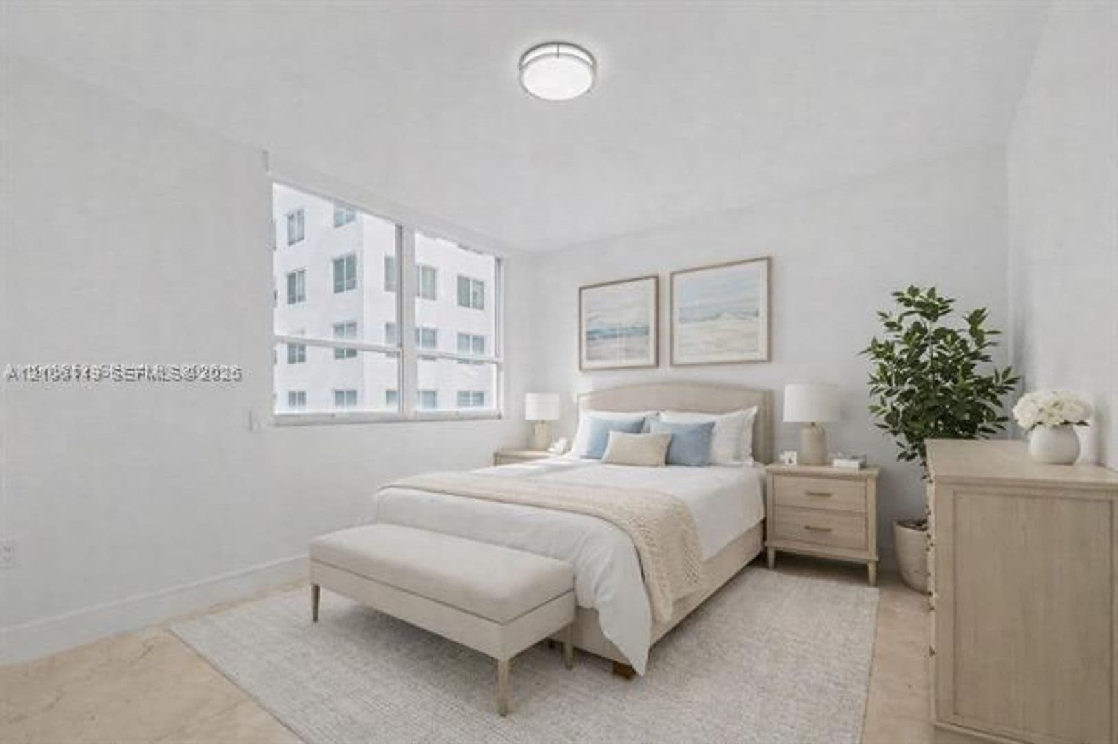 Miami Beach Condo: 5025 Collins Ave cu-903