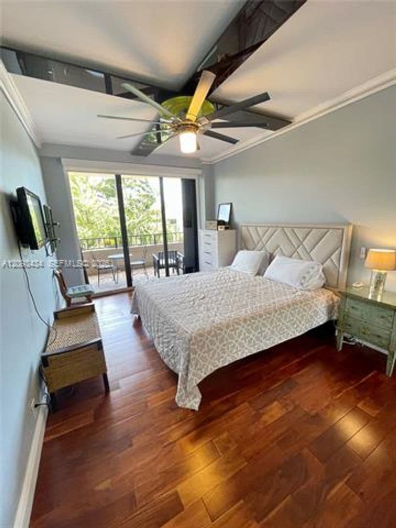 Key Biscayne Condo: 151 N Crandon Blvd cu-430
