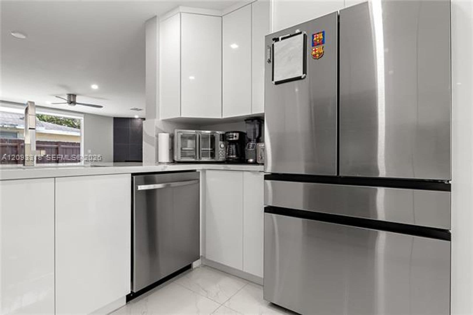 Fort Lauderdale Condo: 801 NE 1st St th 9