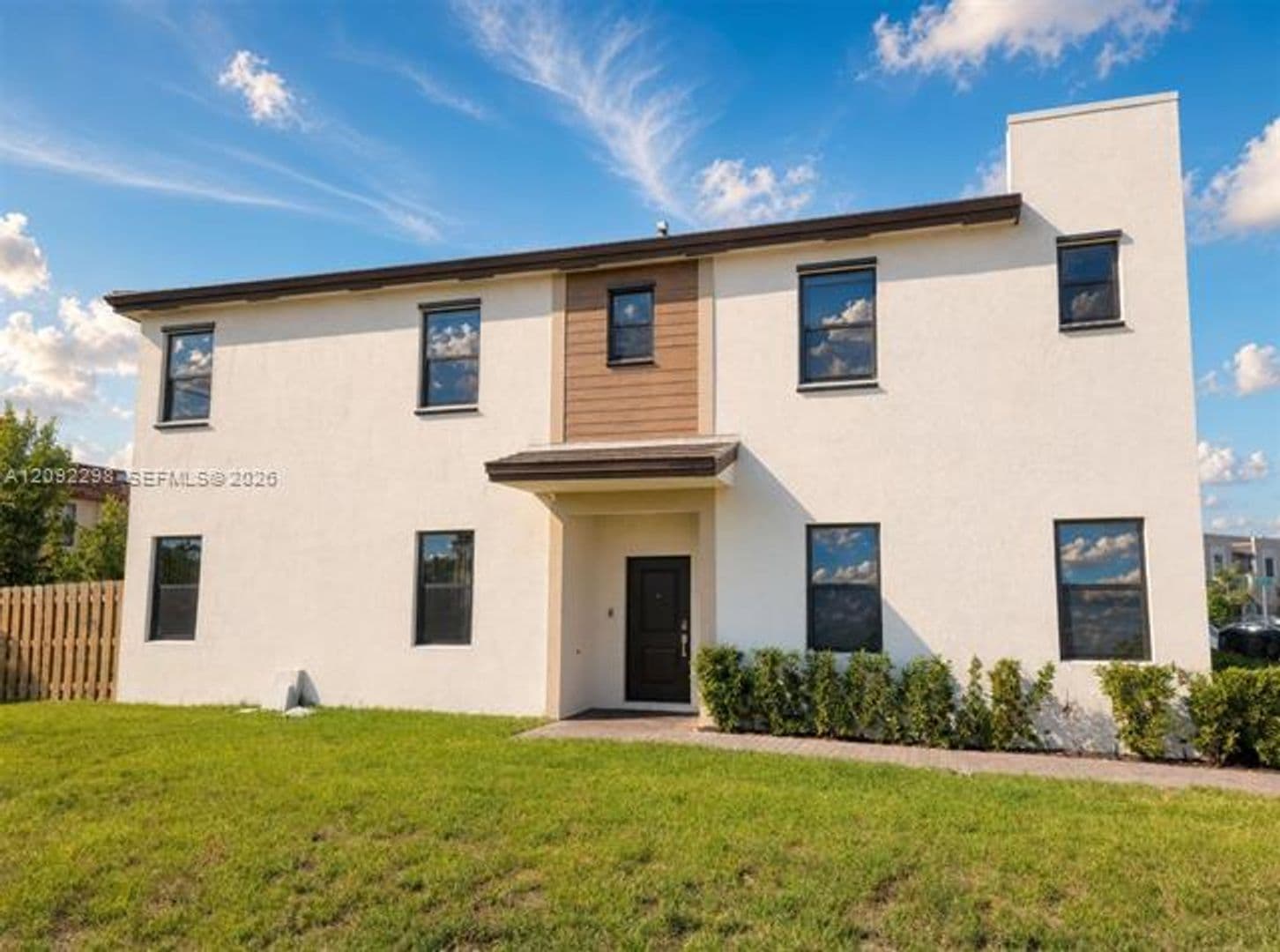 Miami Gardens Townhome: 796 NE 208th Lane th 796