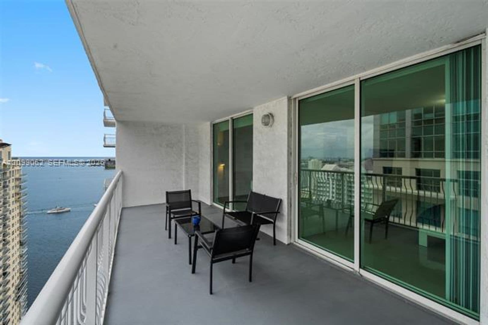 Miami Condo: 1200 Brickell Bay Dr cu-3908